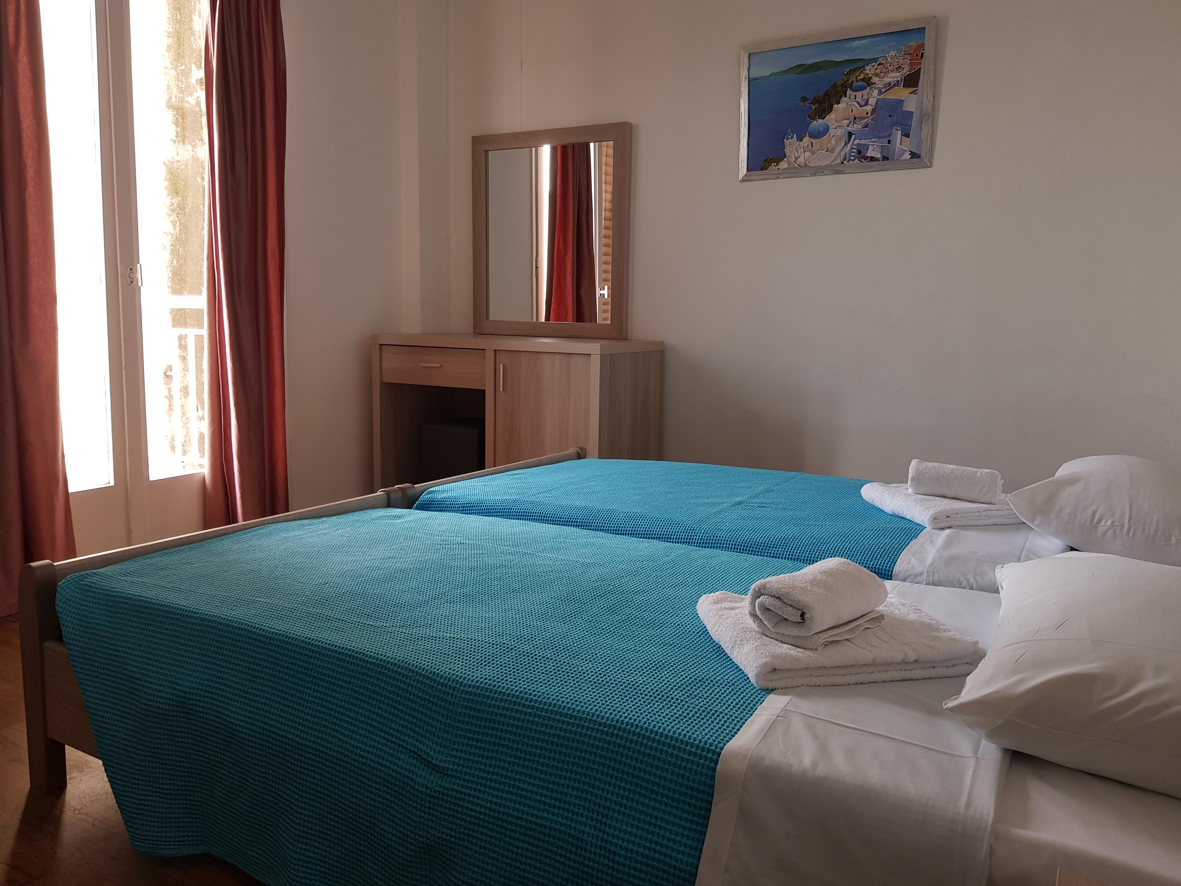 Sparta Team Hotel Athena Bagian luar foto