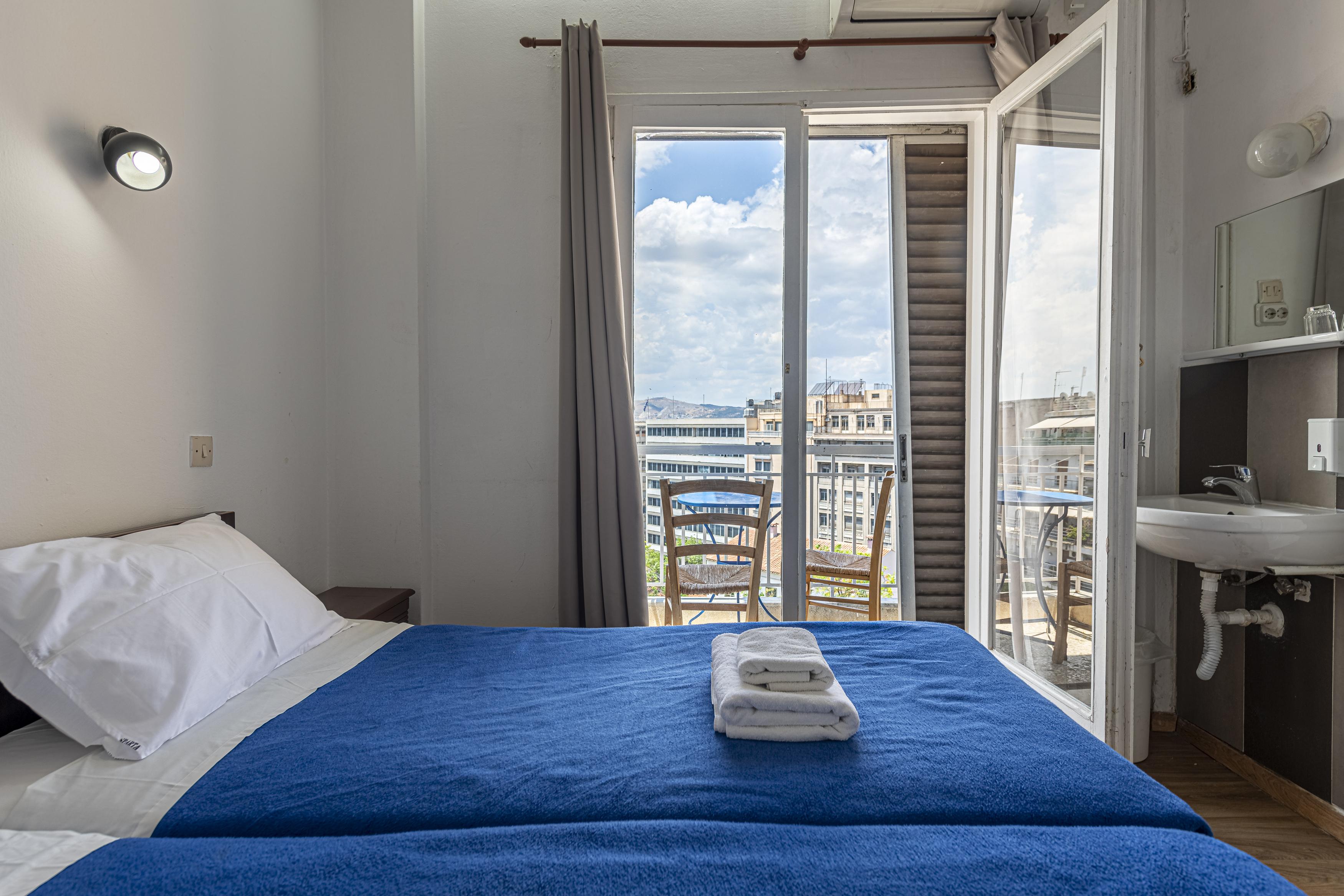 Sparta Team Hotel Athena Bagian luar foto