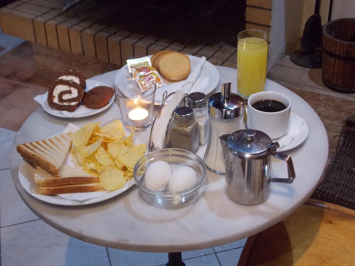 Sparta Team Hotel Athena Bagian luar foto